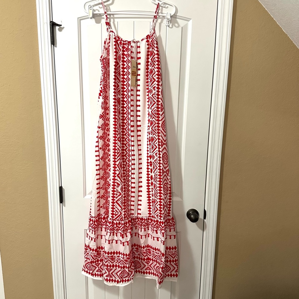 Dokotoo Boho Red & White Maxi Dress - Picture 5 of 11